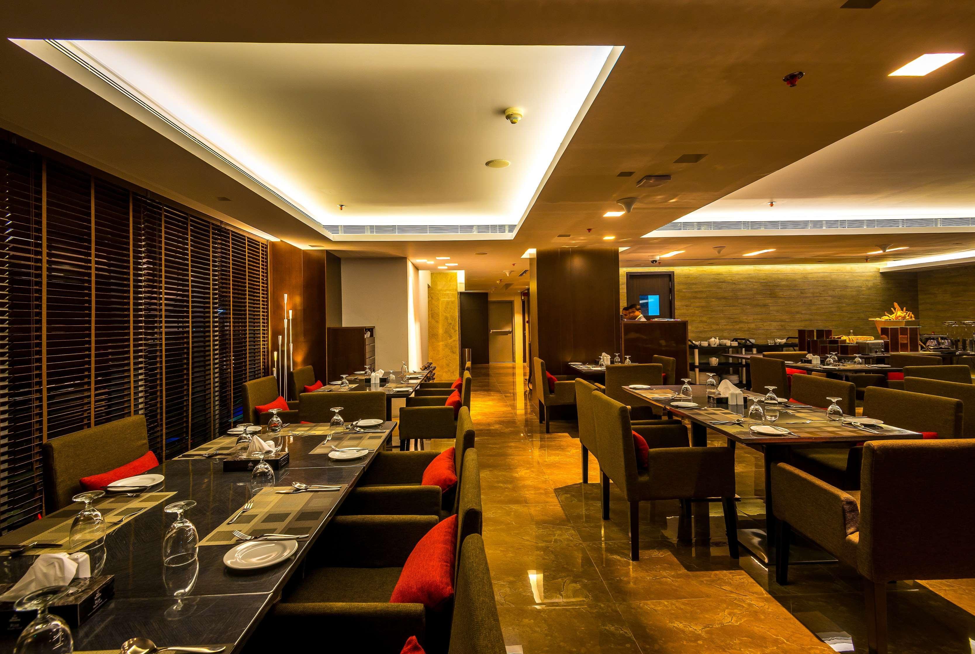 Best Western Plus Maple Leaf Ντάκα Εξωτερικό φωτογραφία